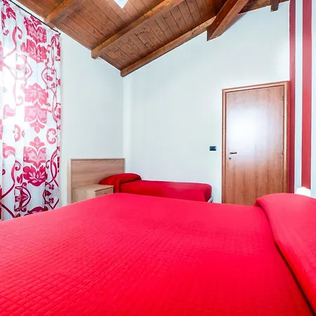 334 - Montebello Bilocale B, Relax Nel Con Piscina Lejlighed *