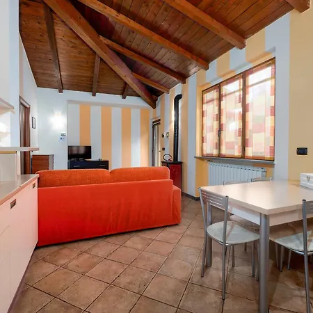 334 - Montebello Bilocale B, Relax Nel Con Piscina アパート